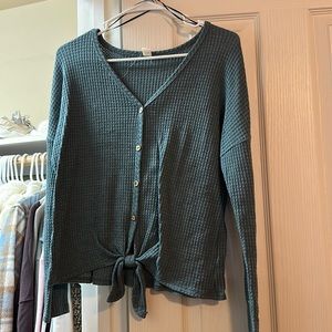 Long Sleeve waffle print shirt. Size Small.